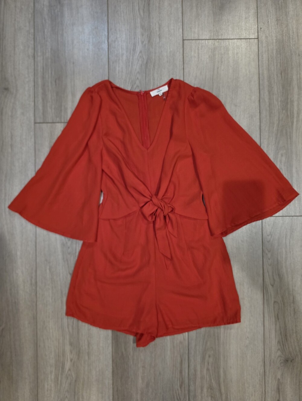 Entro Red Orange Tie Front Bell Sleeve Romper Size Small